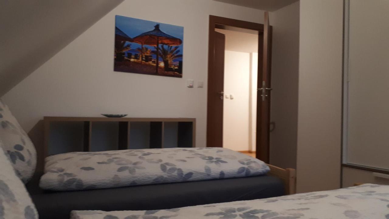 Sarah Klein Aber Fein Apartman Wellesweiler Kültér fotó